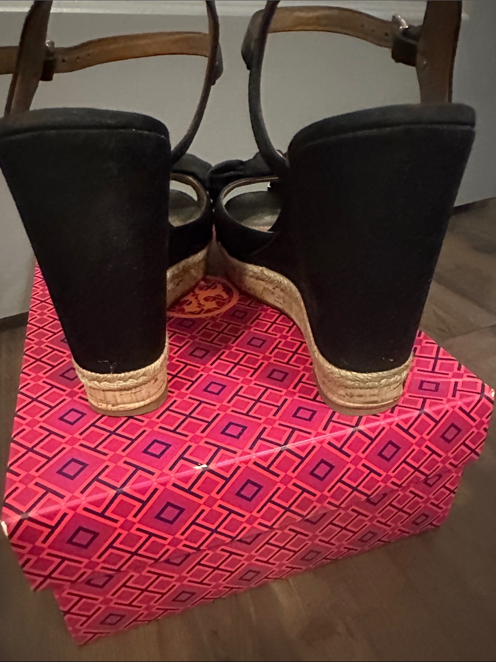 Tory Burch Black Bow Espadrille Wedge Sandals - Picture 4 of 7